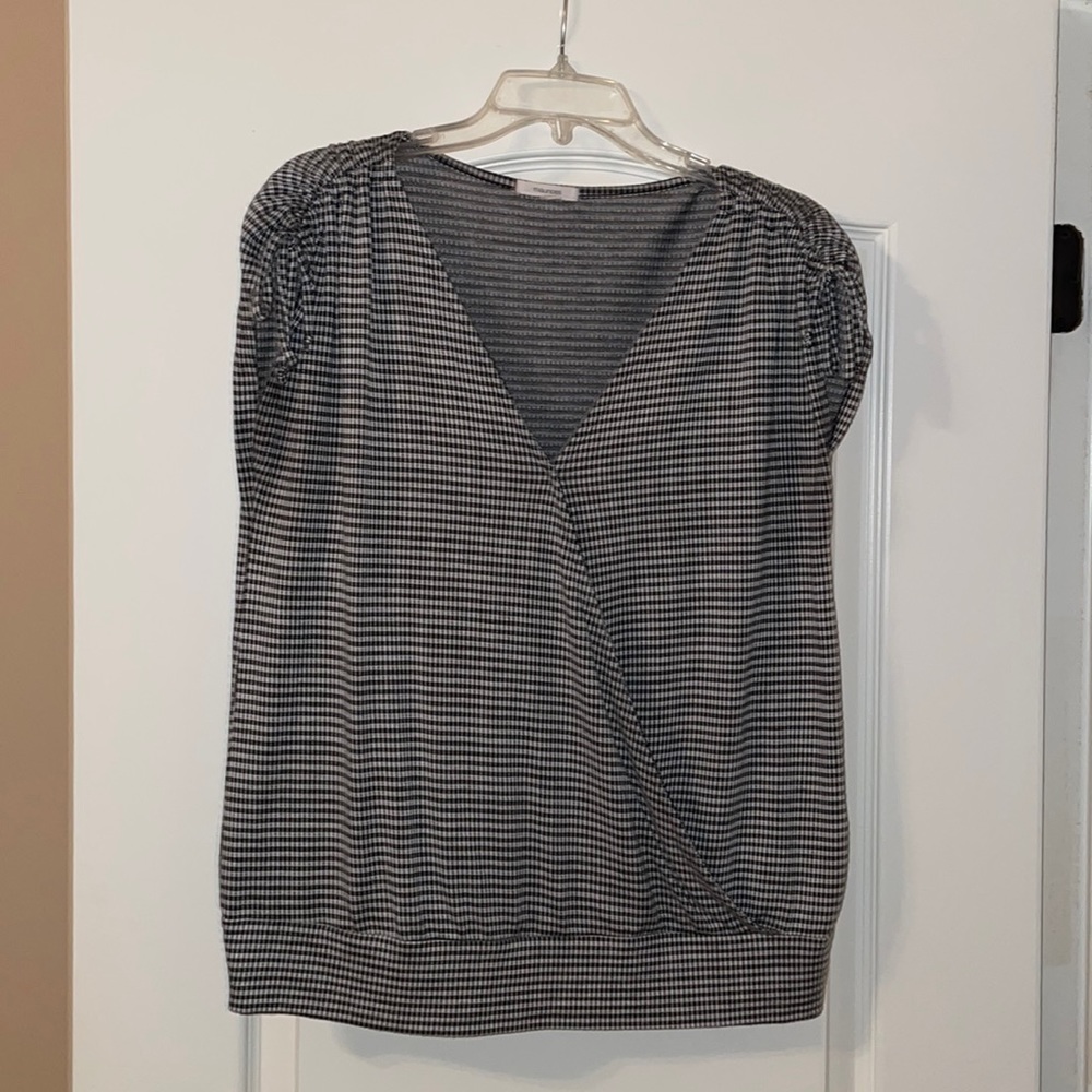Black and white top